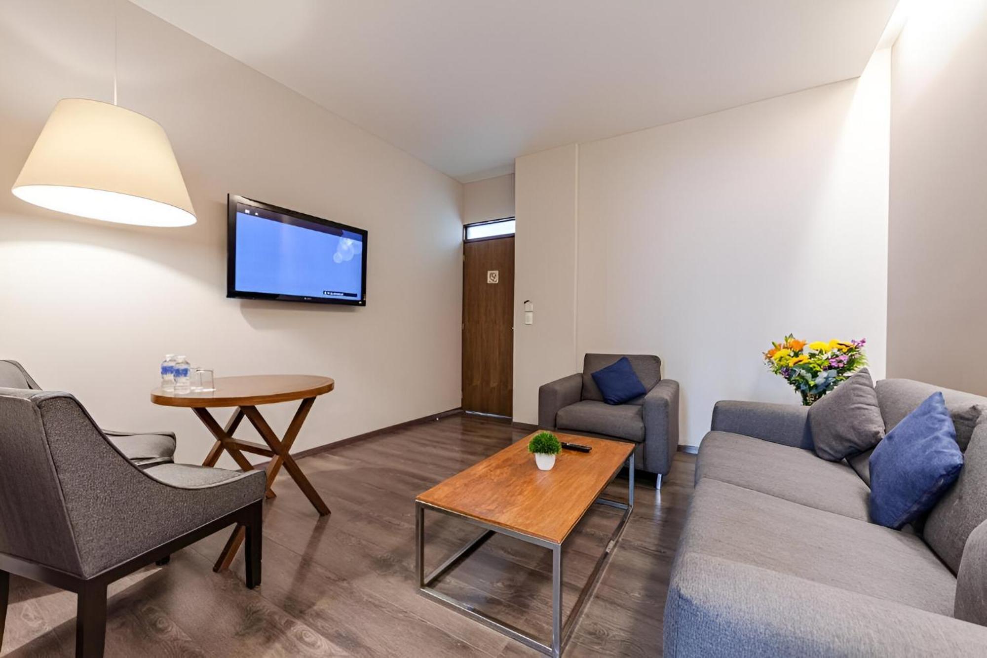 Suites Del Angel Mexico City Exterior photo